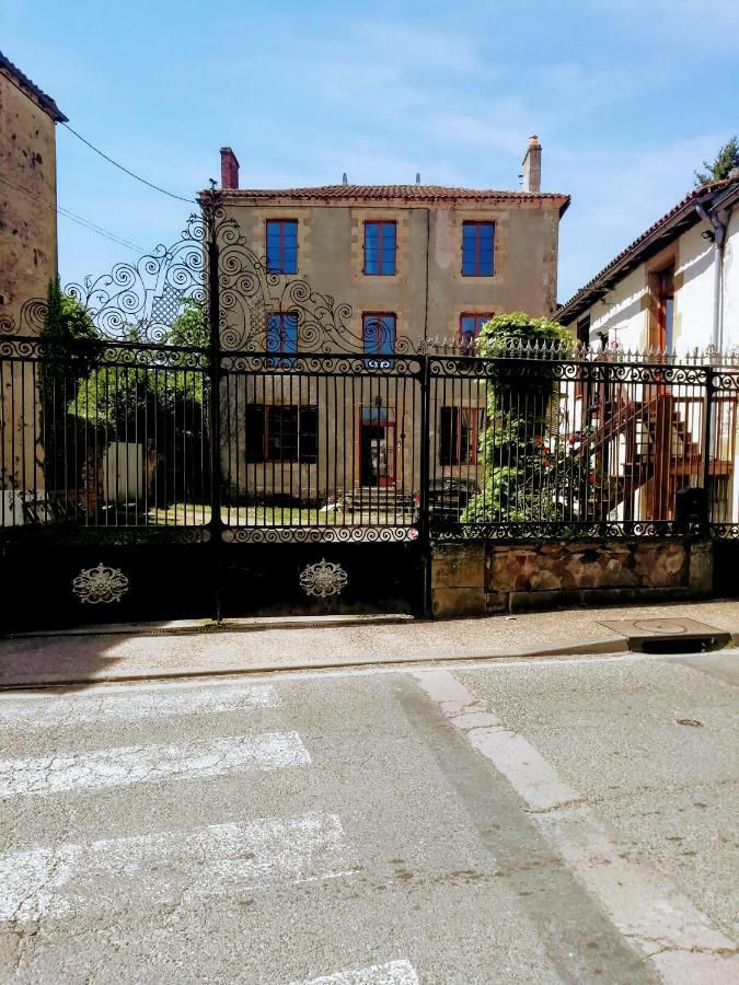 Maison de Maitre I Availles-Limouzine Extérieur photo